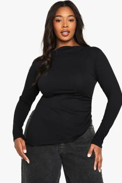 boohoo Haut à manches longues en coton Plus avec fronces latérales et ourlet asymétrique<Femme Tops