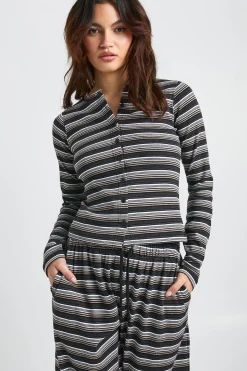 boohoo Haut à manches longues en côtes à rayures avec boutons traversants<Femme Tops D’Automne|Looks De Rentrée