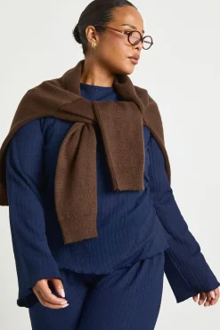 Haut à manches longues à texture prononcée avec ourlet style laitue et ensemble pantalon assorti