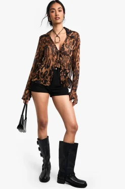 boohoo Haut à manches longues tissé à imprimé léopard avec col et détail noué sur le devant<Femme Imprimé Léopard|Tops