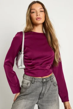 Haut à nouer dans le dos en satin texturé