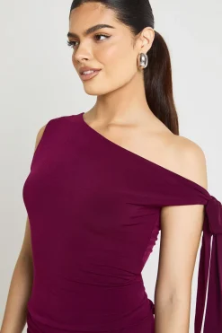 Haut à Épaule Asymétrique avec Détail Nœud en Tissu Slinky Double Couche