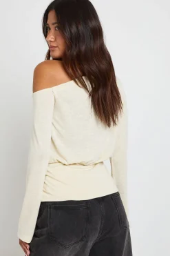 boohoo Haut À Épaule Dénudée Avec Taille Cintrée En Tissu Slub<Femme Tops D’Automne|Looks De Rentrée