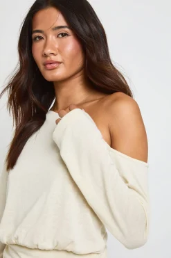 boohoo Haut À Épaule Dénudée Avec Taille Cintrée En Tissu Slub<Femme Tops D’Automne|Looks De Rentrée
