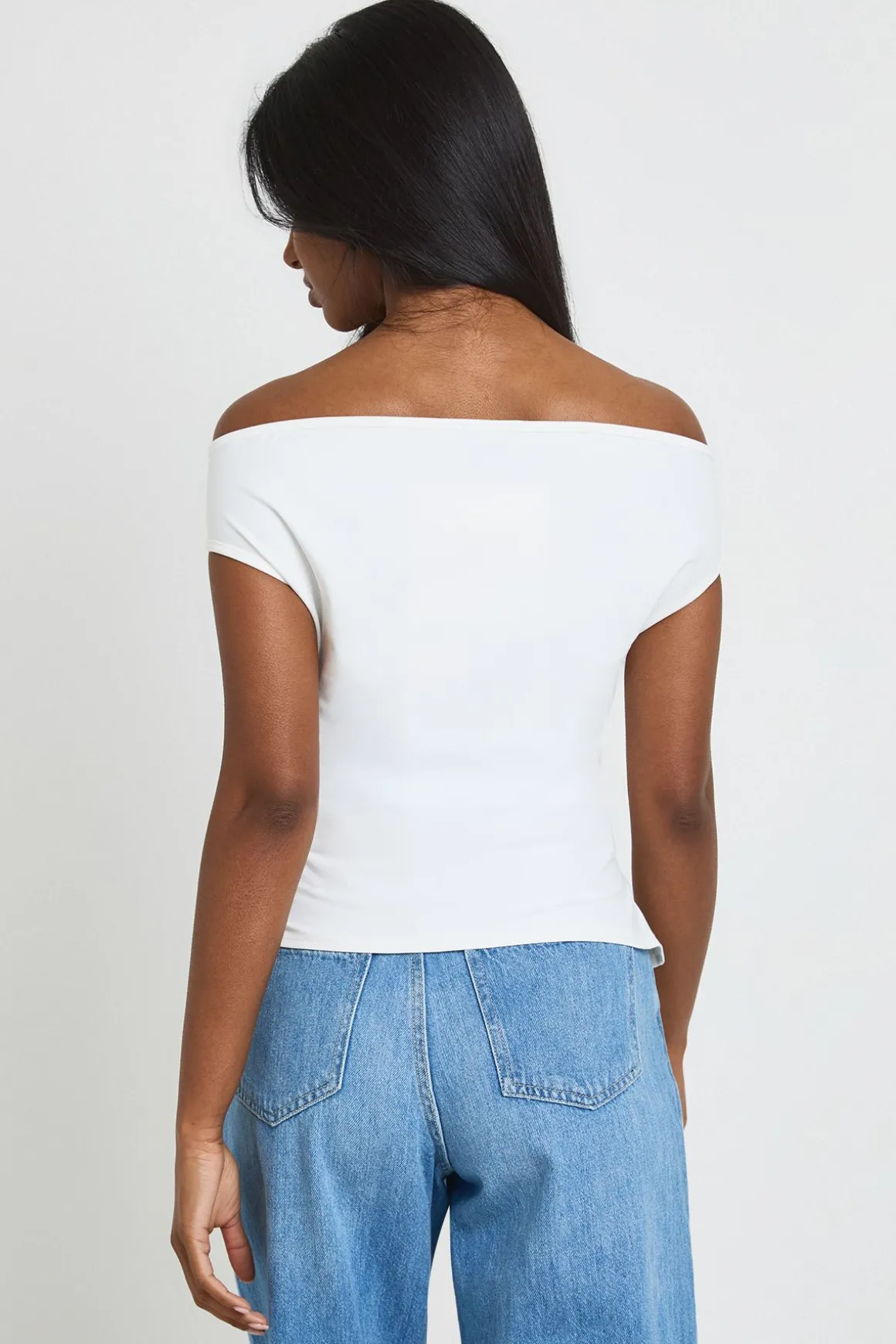 Haut Épaules Dénudées Avec Ceinture À Nouer