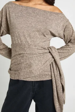 boohoo Haut Épaules Dénudées avec Détail Croisé<Femme Tops