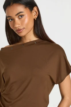 boohoo Haut Épaules Dénudées À Garniture D'œillets<Femme Tops