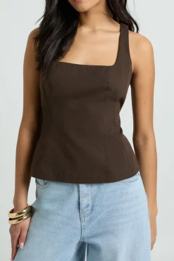 boohoo Haut Peplum À Encolure Carrée En Sergé<Femme Looks Chocolat|Tops