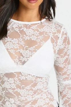 boohoo Haut Petite En Dentelle À Encolure Bateau Et Manches Évasées<Femme Tons Neutres|Satin Et Dentelle