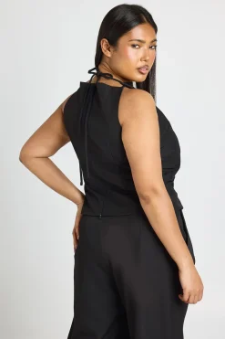 boohoo Haut Plissé Ajusté Grande Taille Avec Détail De Bretelles<Femme Tops