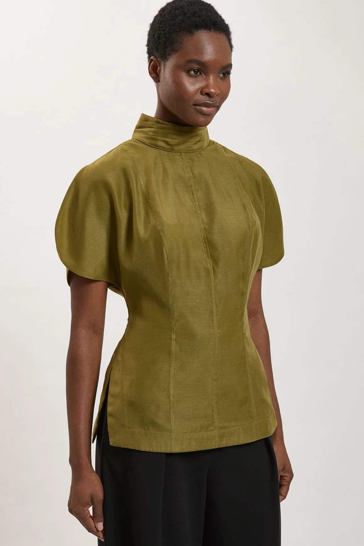 Haut Sans Manches En Organza À Col Montant