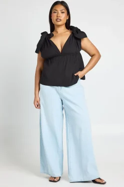 boohoo Haut Smocké Grande Taille À Bretelles Nouées Sur Les Épaules<Femme Tops