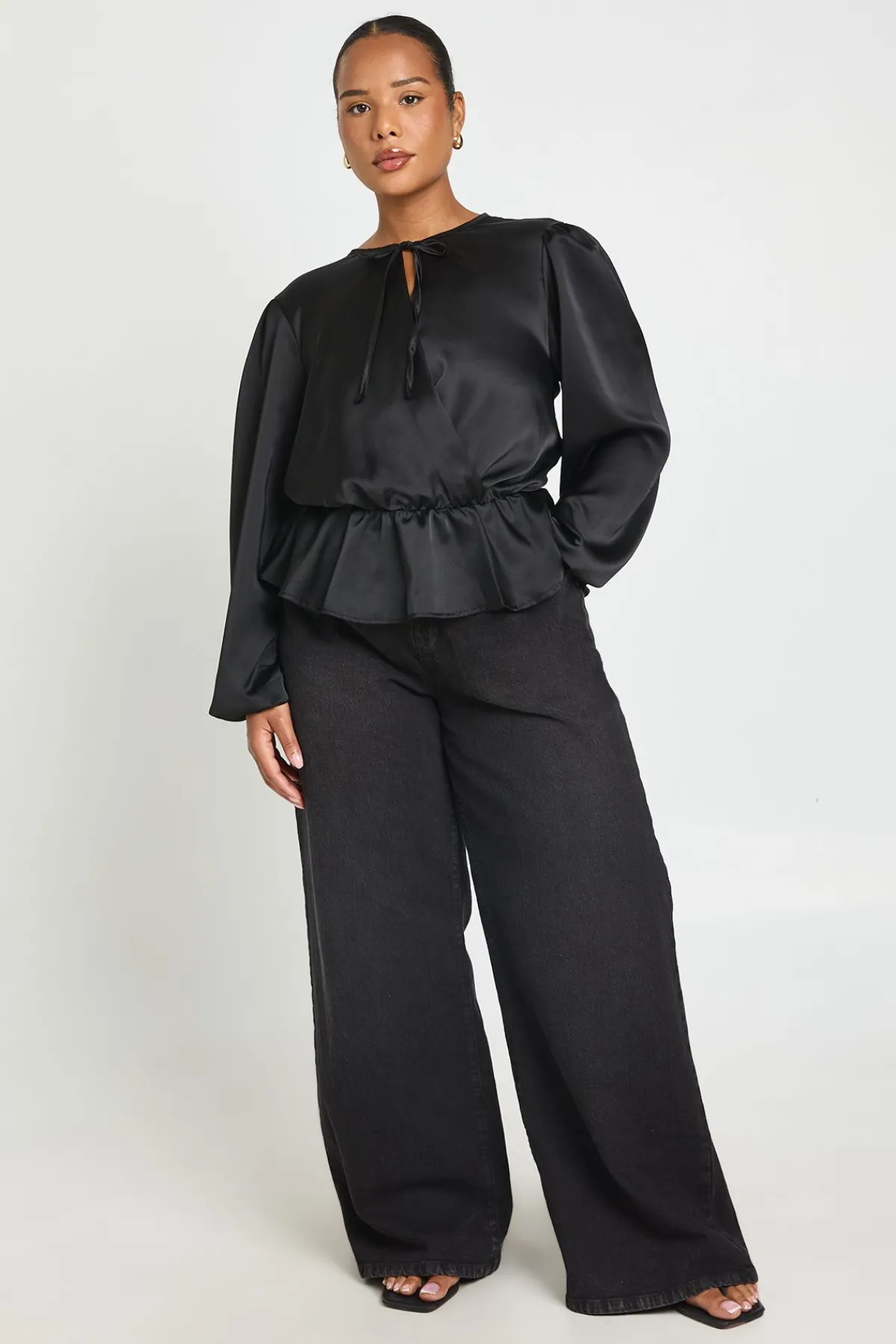 boohoo Haut Smocké Grande Taille À Manches Bouffantes Et Encolure Nouée<Femme Tops