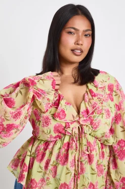 boohoo Haut Smocké Grande Taille À Volants Et Lien Noué Devant<Femme Tops