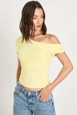 boohoo Haut Superposé À Épaule Froncée<Femme Tops
