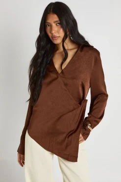 boohoo Haut Tall À Manches Longues Avec Devant Cache-cœur<Femme Tops