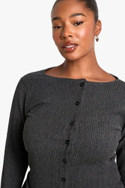 boohoo Haut texturé à manches longues pour grande taille avec boutons<Femme Tops