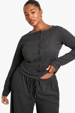 boohoo Haut texturé à manches longues pour grande taille avec boutons<Femme Tops