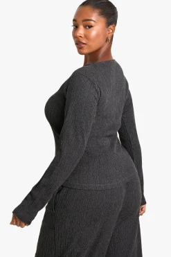 boohoo Haut texturé à manches longues pour grande taille avec boutons<Femme Tops