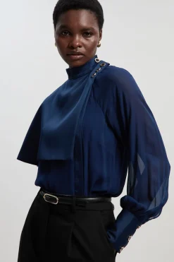 Haut Tissé Militaire avec Détail Cape Transparente