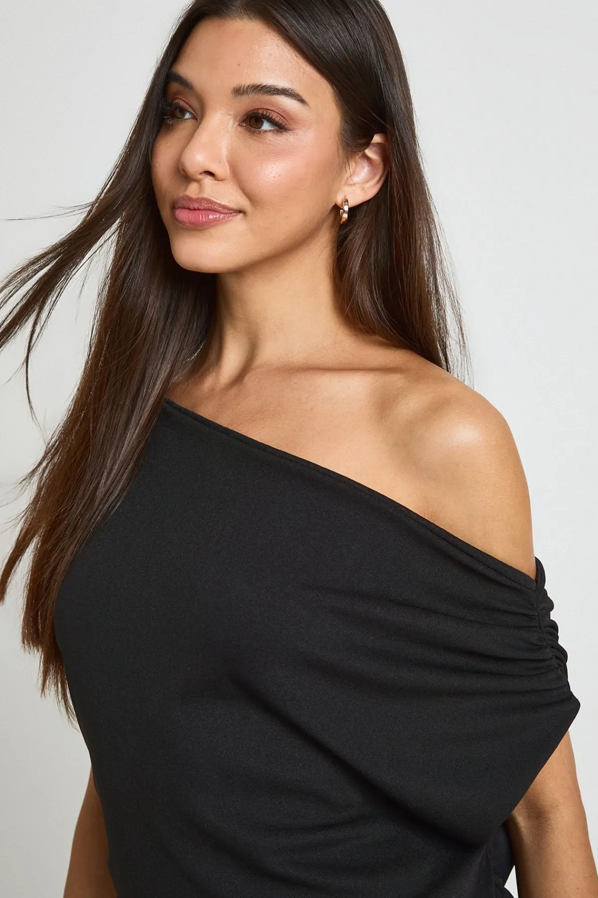 boohoo Haut Transparent Texturé Froncé À Ourlet Asymétrique Et Épaules Dénudées<Femme Tops