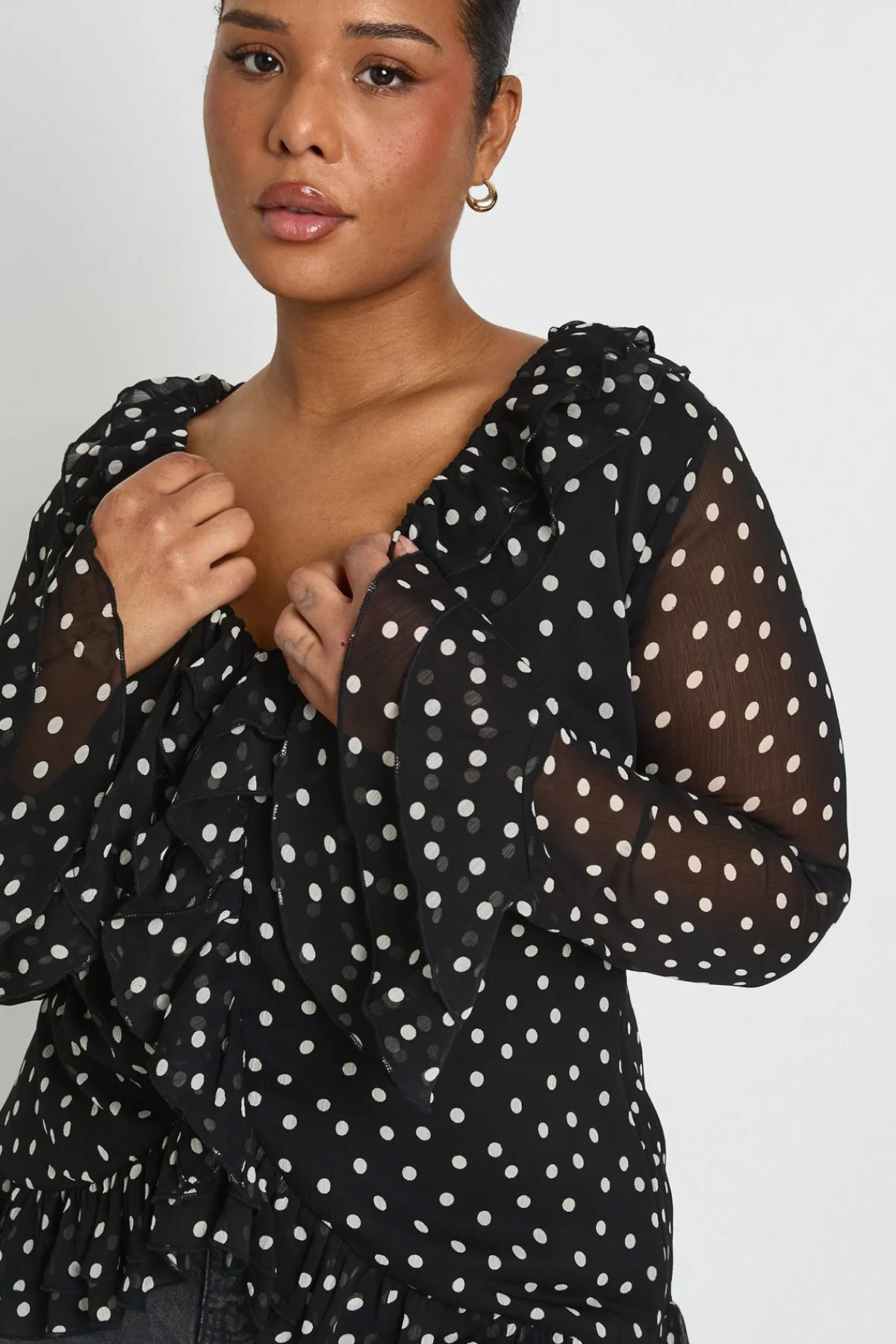 boohoo Haut à Volants Zèbre en Mousseline Grande Taille<Femme Pois|Tops