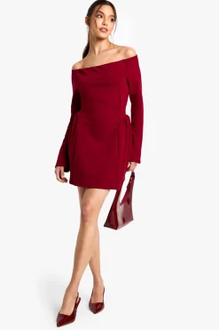 boohoo High Bardot Robe Skater dos noué<Femme Robes Patineuses|Robes À Manches Longues