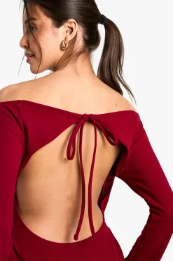 boohoo High Bardot Robe Skater dos noué<Femme Robes Patineuses|Robes À Manches Longues