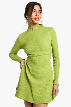 boohoo High Neck Ruched Side Skater Dress<Femme Robes Patineuses|Robes À Manches Longues