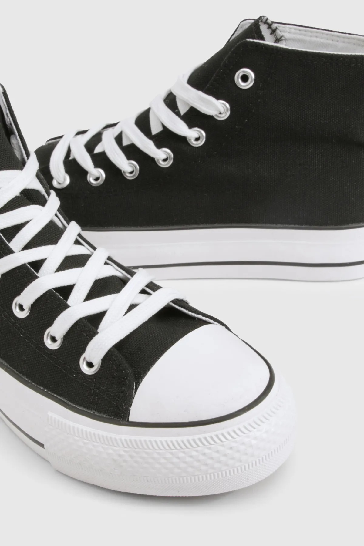 boohoo High Top Platform Lace Up Trainers< Satin Et Dentelle|Baskets
