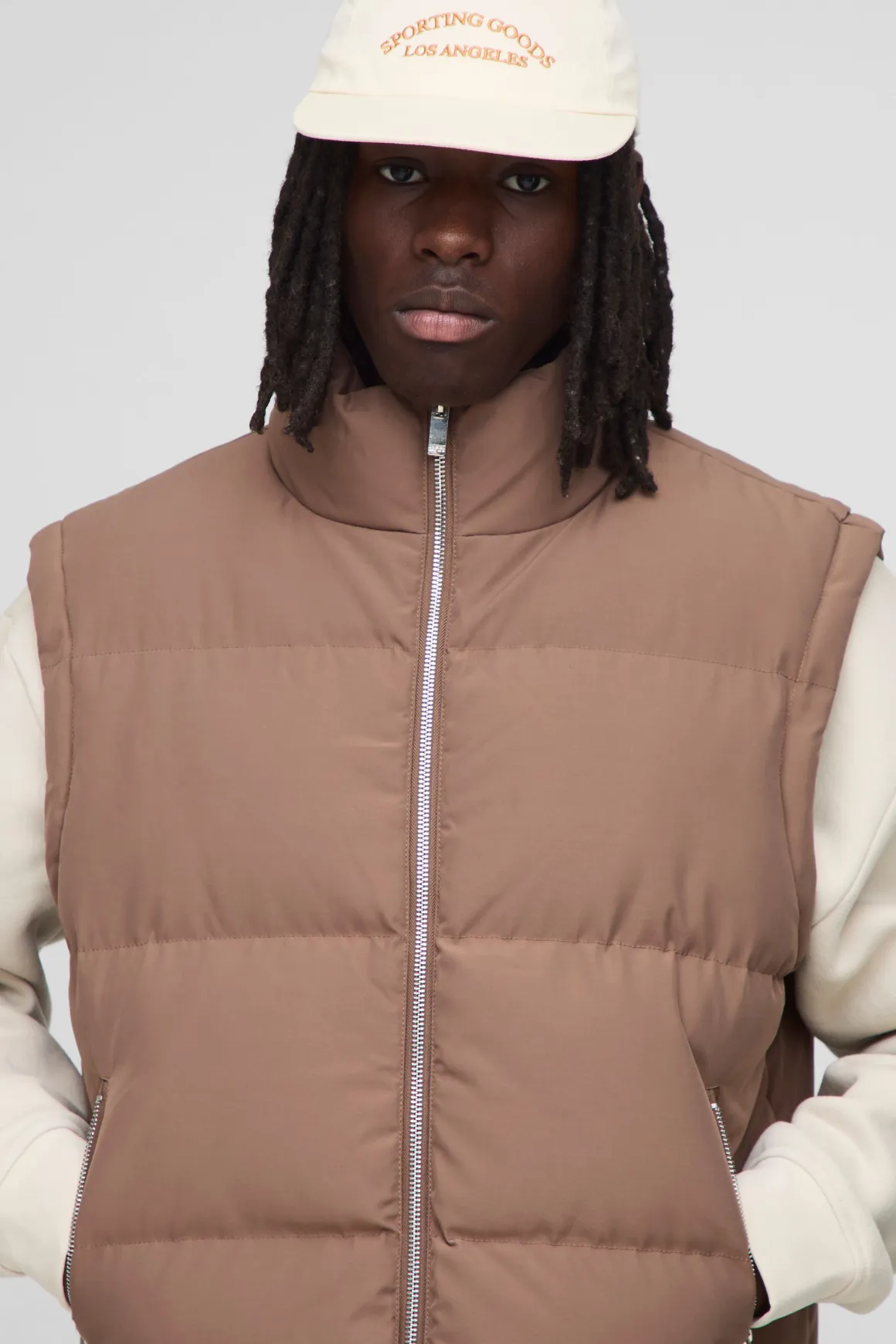 Homme Coupe boxy, col entonnoir, gilet puffer