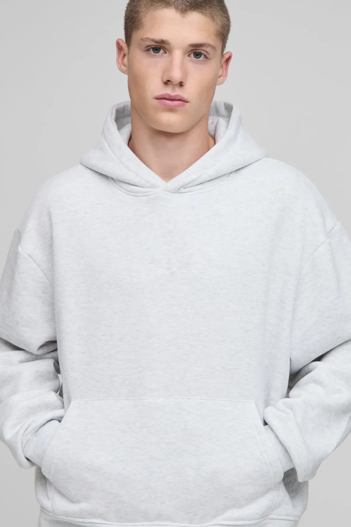 boohooMAN Hoodie basique BM Signature surdimensionné et à la coupe carrée<Homme Sweats À Capuche Et Sweatshirts|Sweats À Capuche Et Sweats