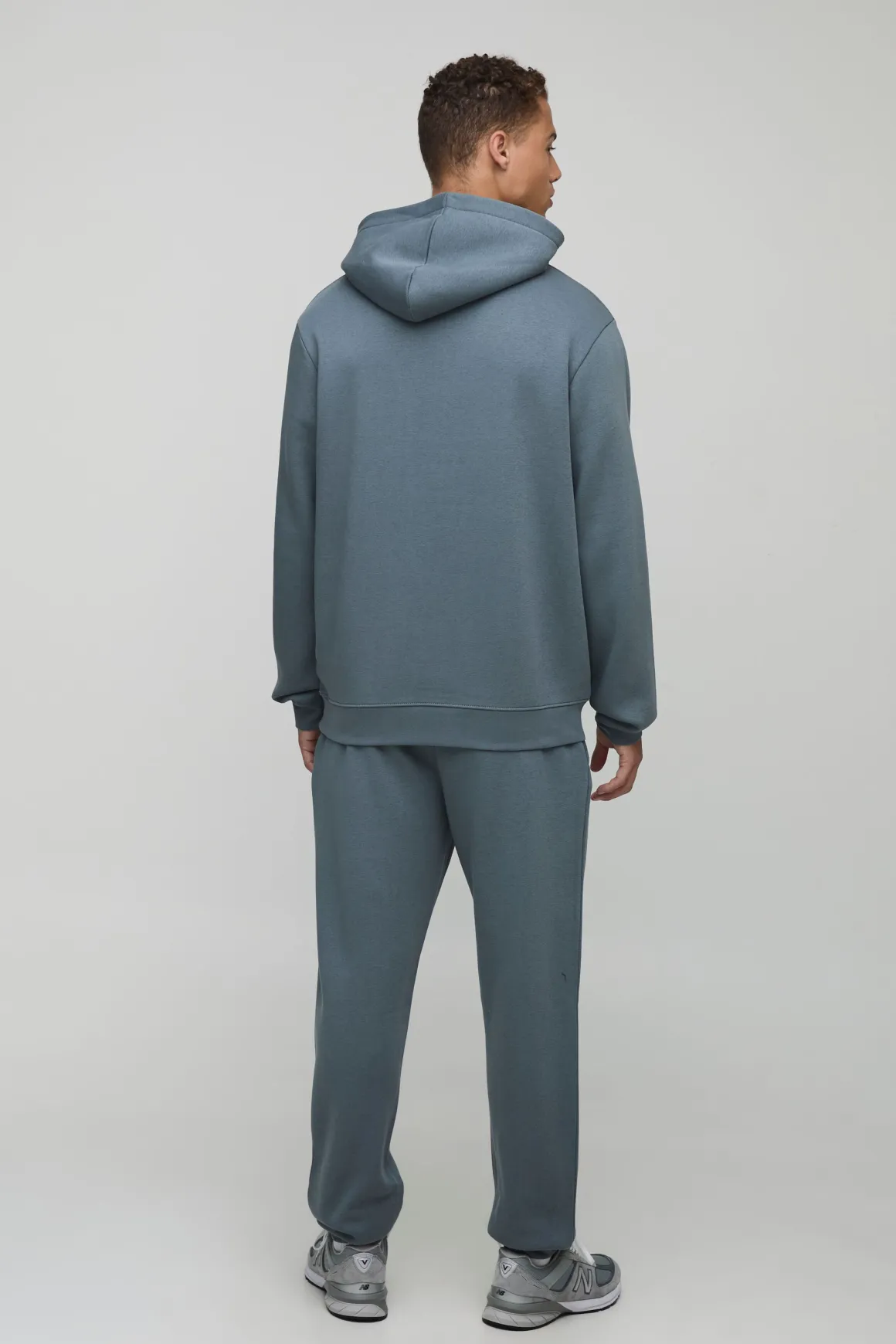 Hoodie à capuche basique pour personnes grandes, coupe regular, à enfiler par-dessus la tête