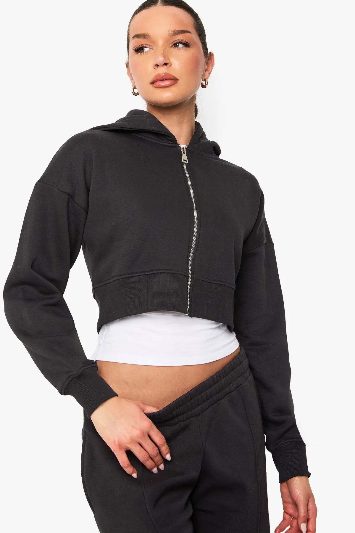 boohoo Hoodie à capuche raccourci à zip intégral<Femme Sweats À Capuche Et Sweats|Sweats À Capuche Et Sweatshirts