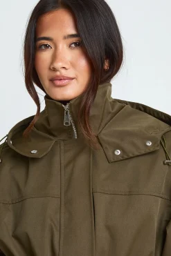 boohoo Imperméable À Casynthétiqueche Avec Détails De Poches<Femme Vestes & Manteaux