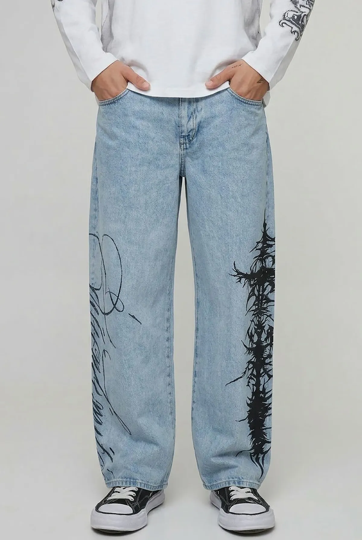 boohooMAN Jean Ample Broderie Graphique Gothique<Homme Jeans Grande Taille|Denim