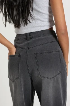 Jean ample taille mi-haute, coupe décontractée et jambe large pour grande taille