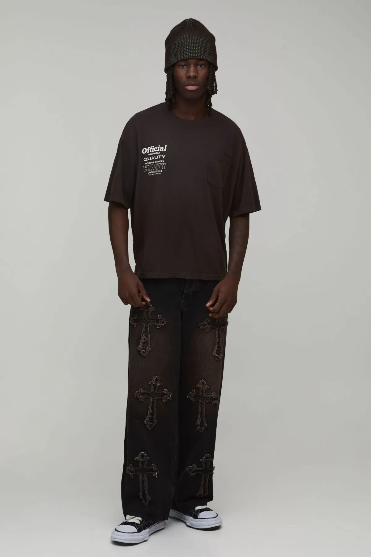 boohooMAN Jean baggy en denim à écusson croisé<Homme Denim|Denim