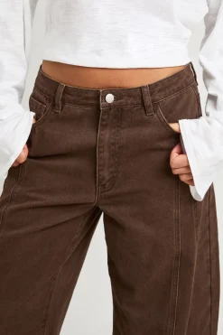 Jean Barrel Taille Haute Avec Détails De Coutures