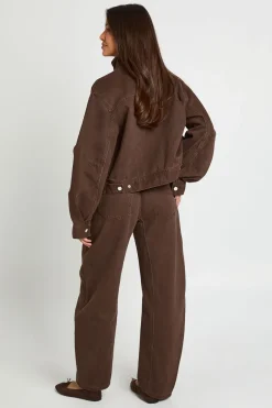 Jean Barrel Taille Moyenne Avec Détails De Coutures