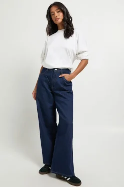 Jean basique Petite Boohoo, taille haute et jambes larges