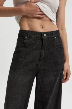 Jean Basique Petite Super Jambe Évasée