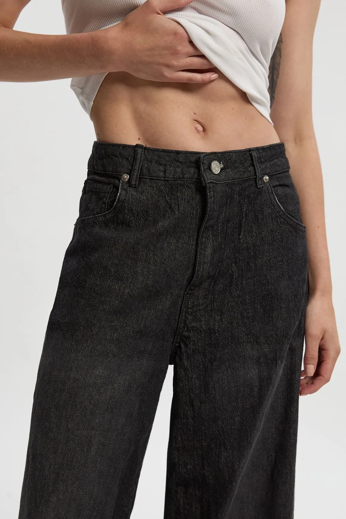 Jean Basique Petite Super Jambe Évasée