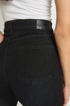 boohoo Jean basique pour personnes de grande taille à jambe large<Femme Denim|Jeans