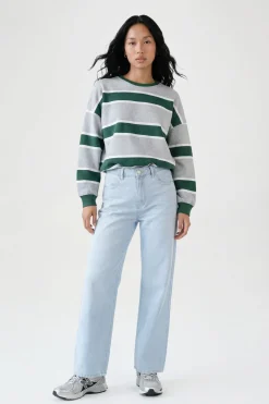 Jean basique à taille haute et jambe droite