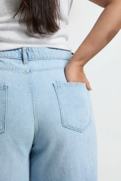 Jean Boyfriend Taille Mi-haute Plus Basics