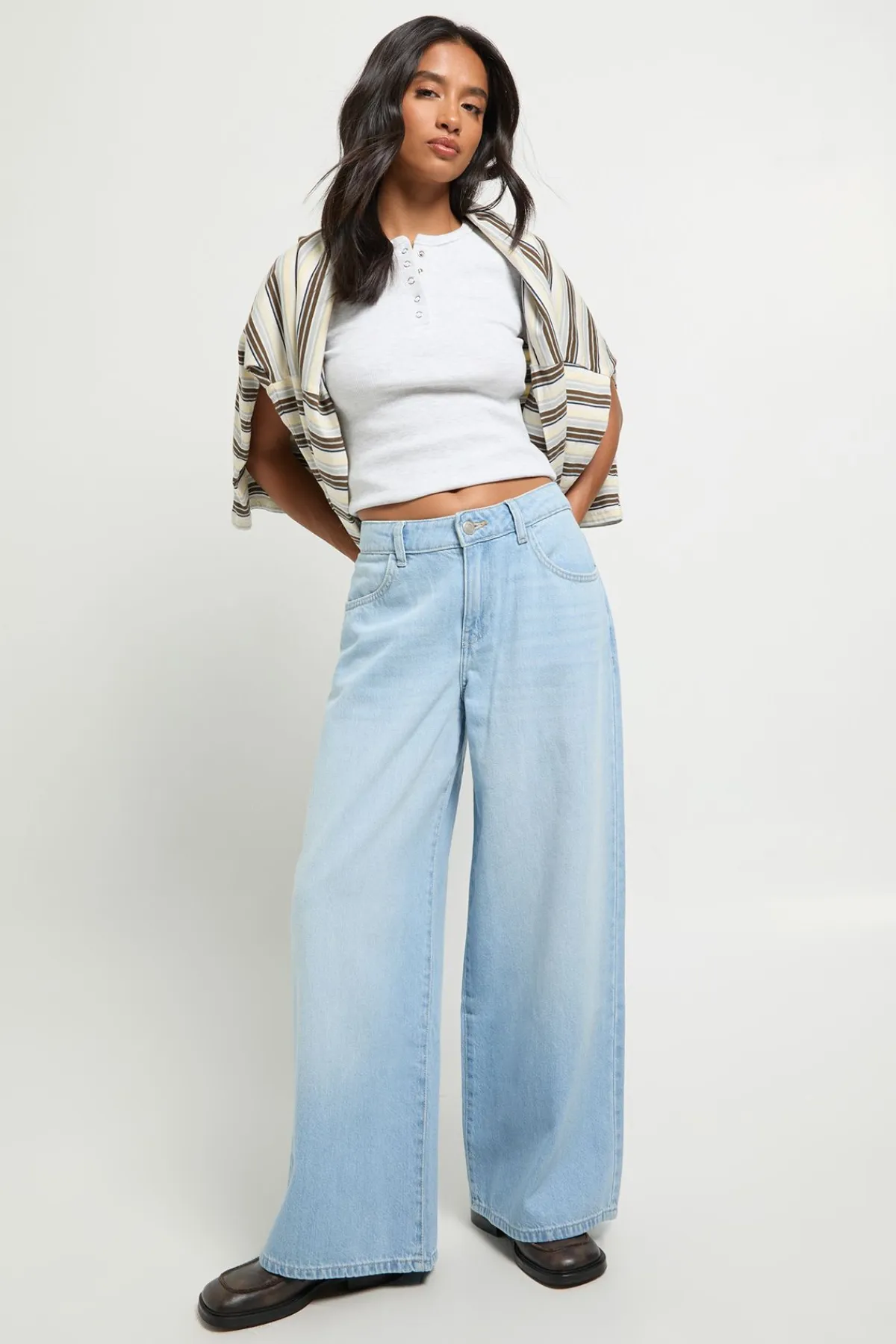 boohoo Jean Boyfriend Taille Mi-haute Petite Basics<Femme Denim|Jeans
