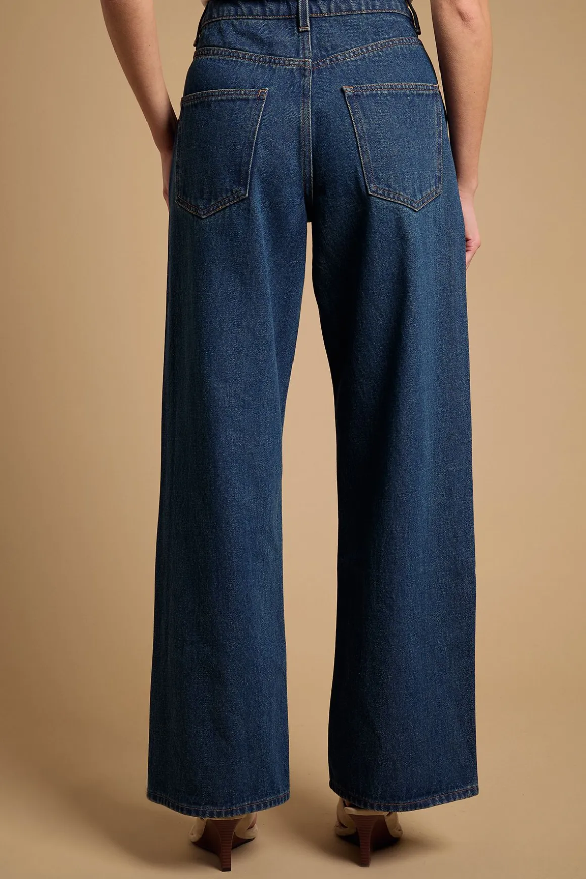 Jean Coupe Droite Style Western