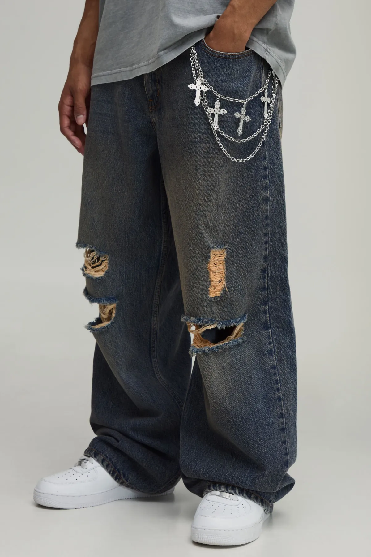 boohooMAN Jean Coupe Super Baggy Délavage Teinté Détail Chaîne Genoux Déchirés<Homme Denim|Denim