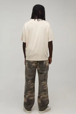Jean Délavé Coupe Ample Imprimé Camouflage Avec Croix Gothique